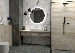 Frankfurt Basic rundt spejl med indbygget LED lys - Sort ramme - Flere størrelser