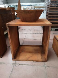 Bålsted med opbevaring i corton stål Høj